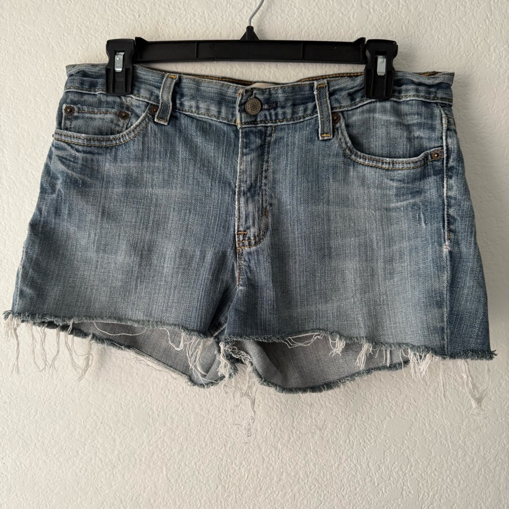 Gap Slim Fit Stretch Frayed Shorts
